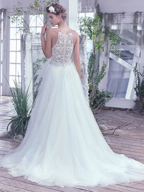 Maggie Sottero - Lisette Sample Gown