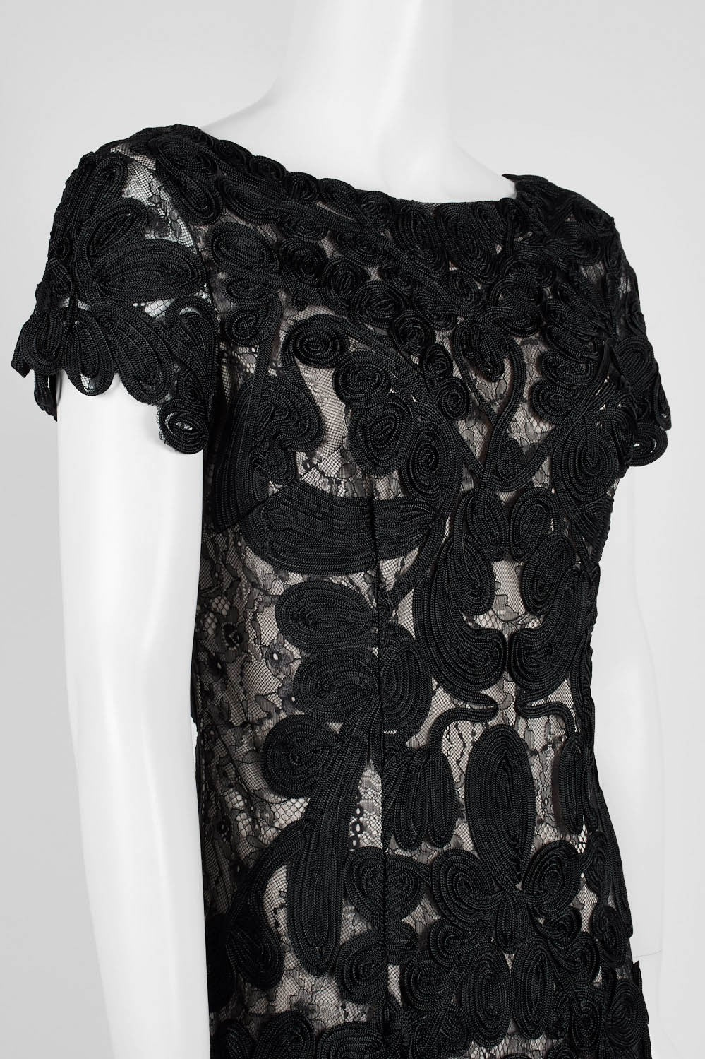 JS Collections EMBROIDERED ON LACE COCKTAIL DRESS