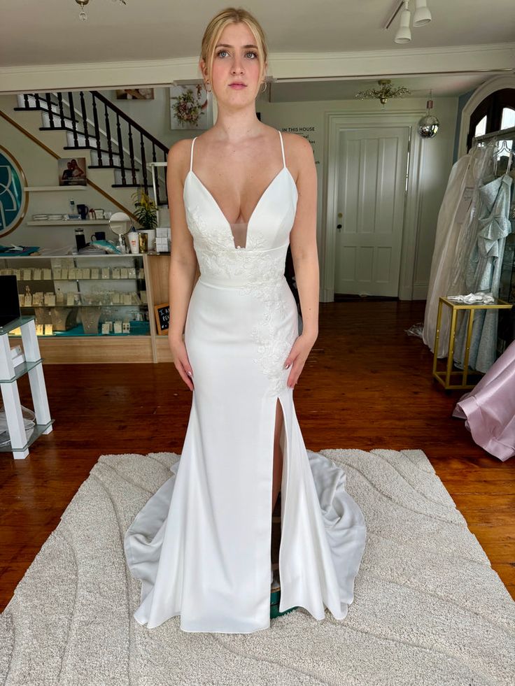 Paloma Blanca 5011 Gown