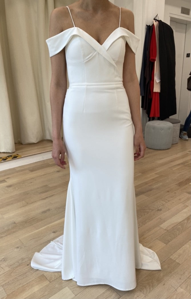 Kelly Faetanini - Phoebe Sample Gown