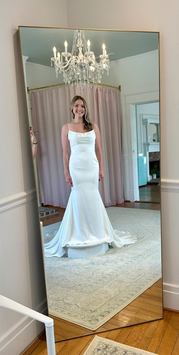 Paloma Blanca 5050 Gown