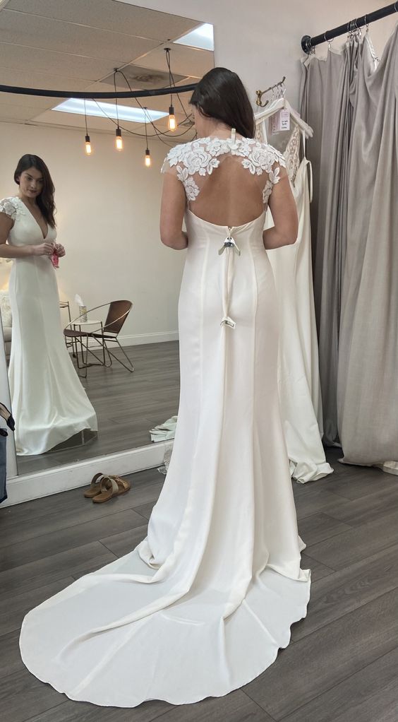 Nouvelle Amsale Amanda Gown