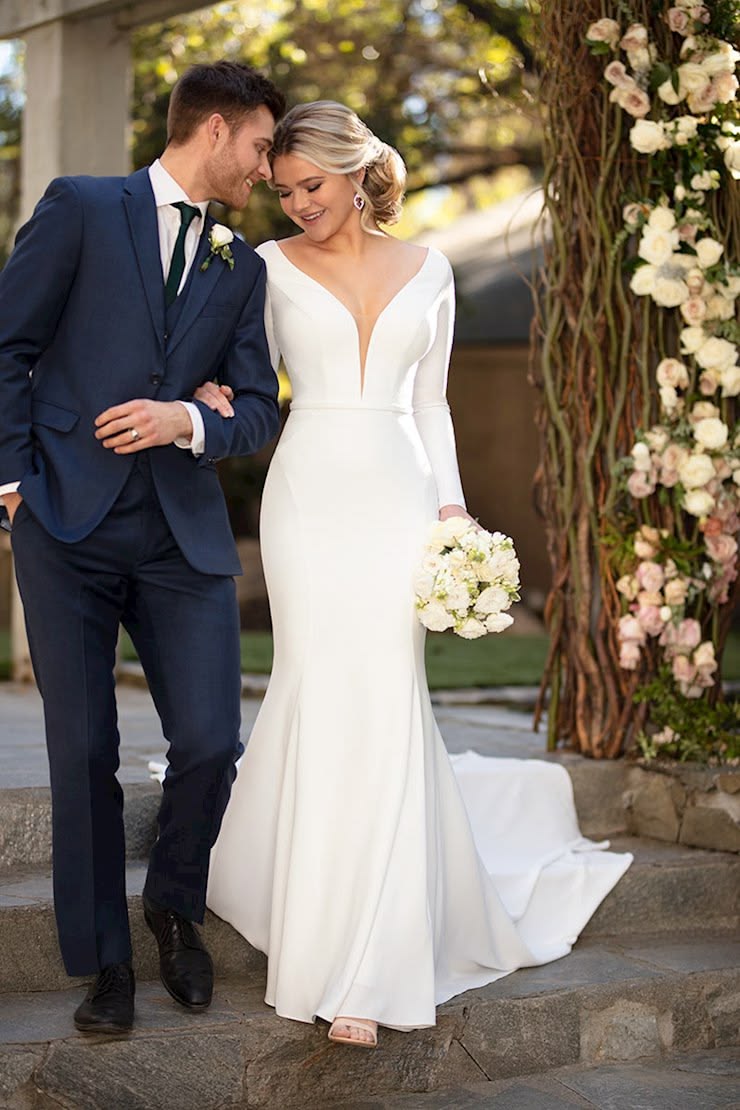 Essense of Australia D2972 Gown