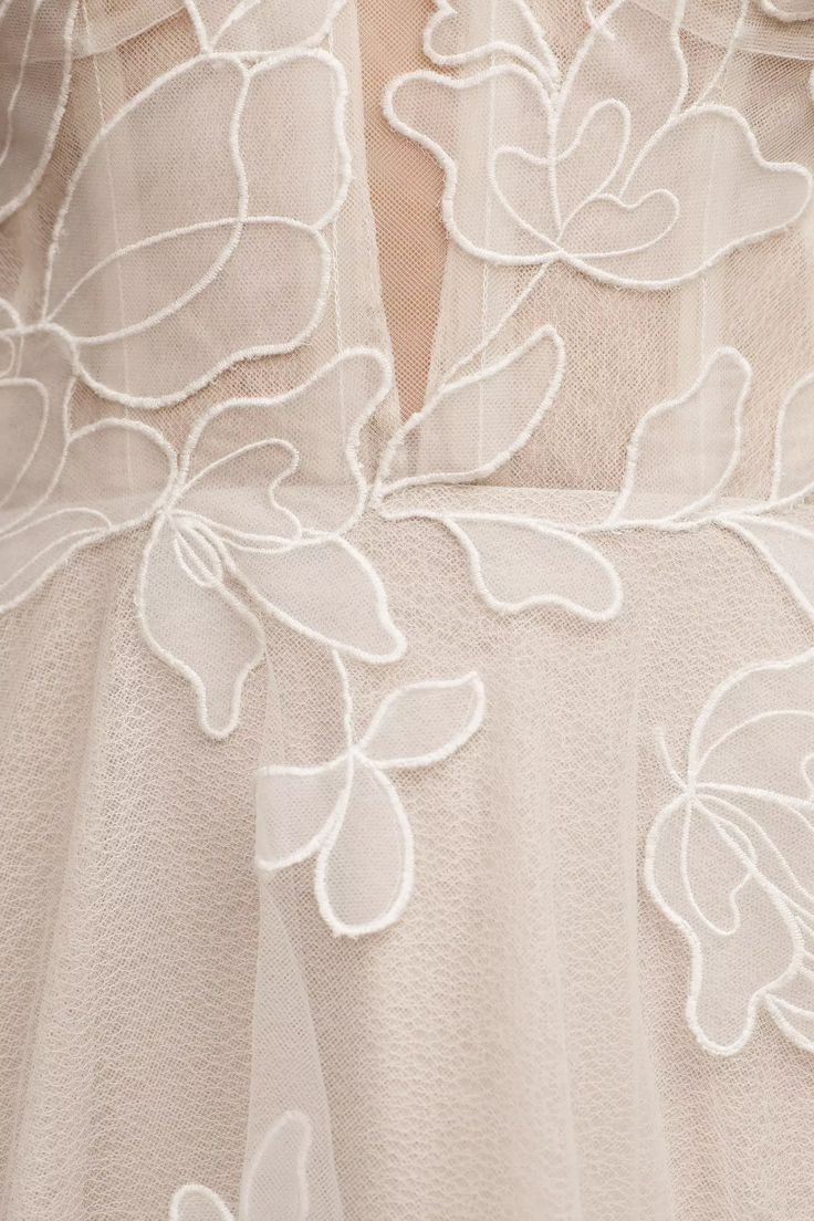 Willowby by Watters Drizzle Gown