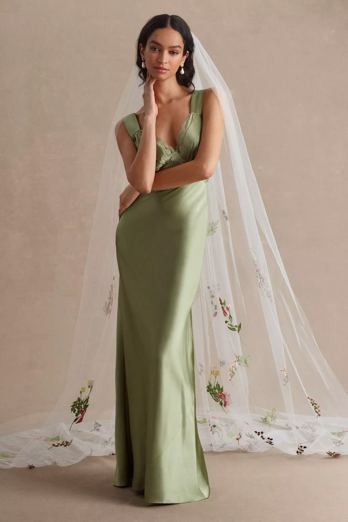 Theia Jasper Embroidered Cathedral Veil - Multi Color