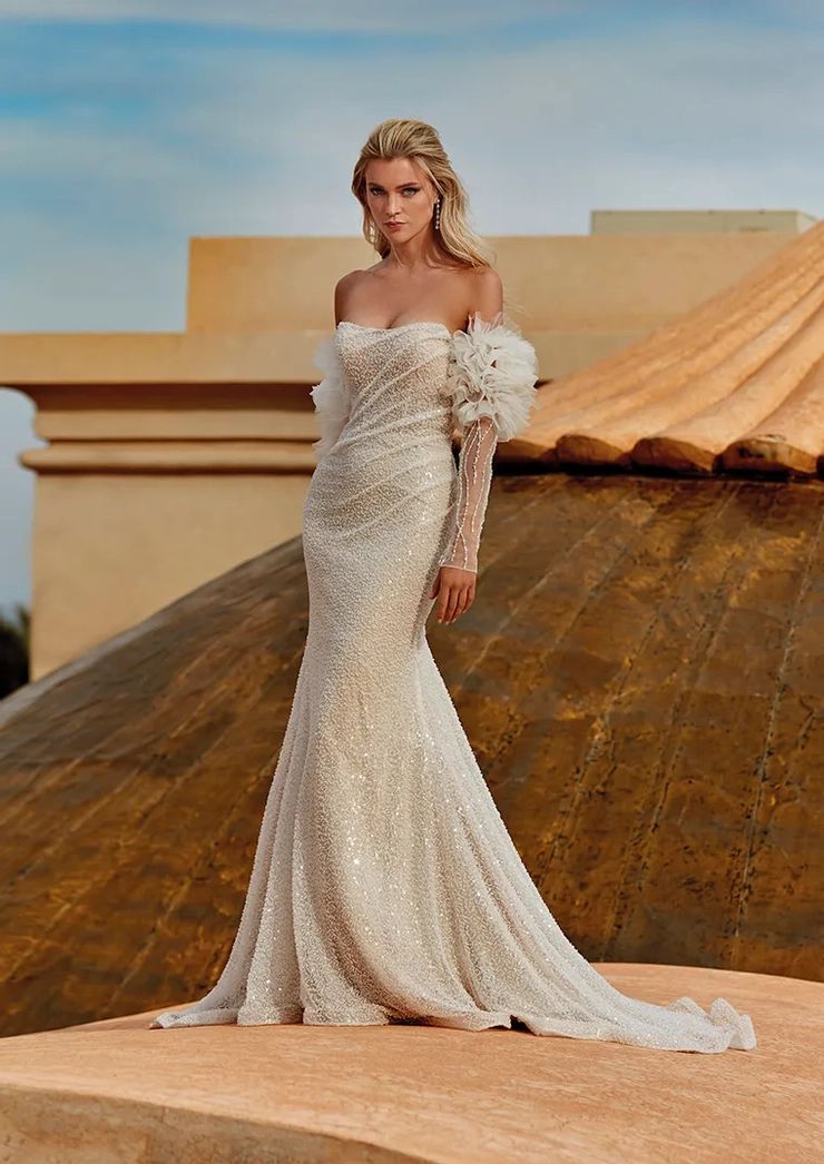 Pronovias Calendonia Gown