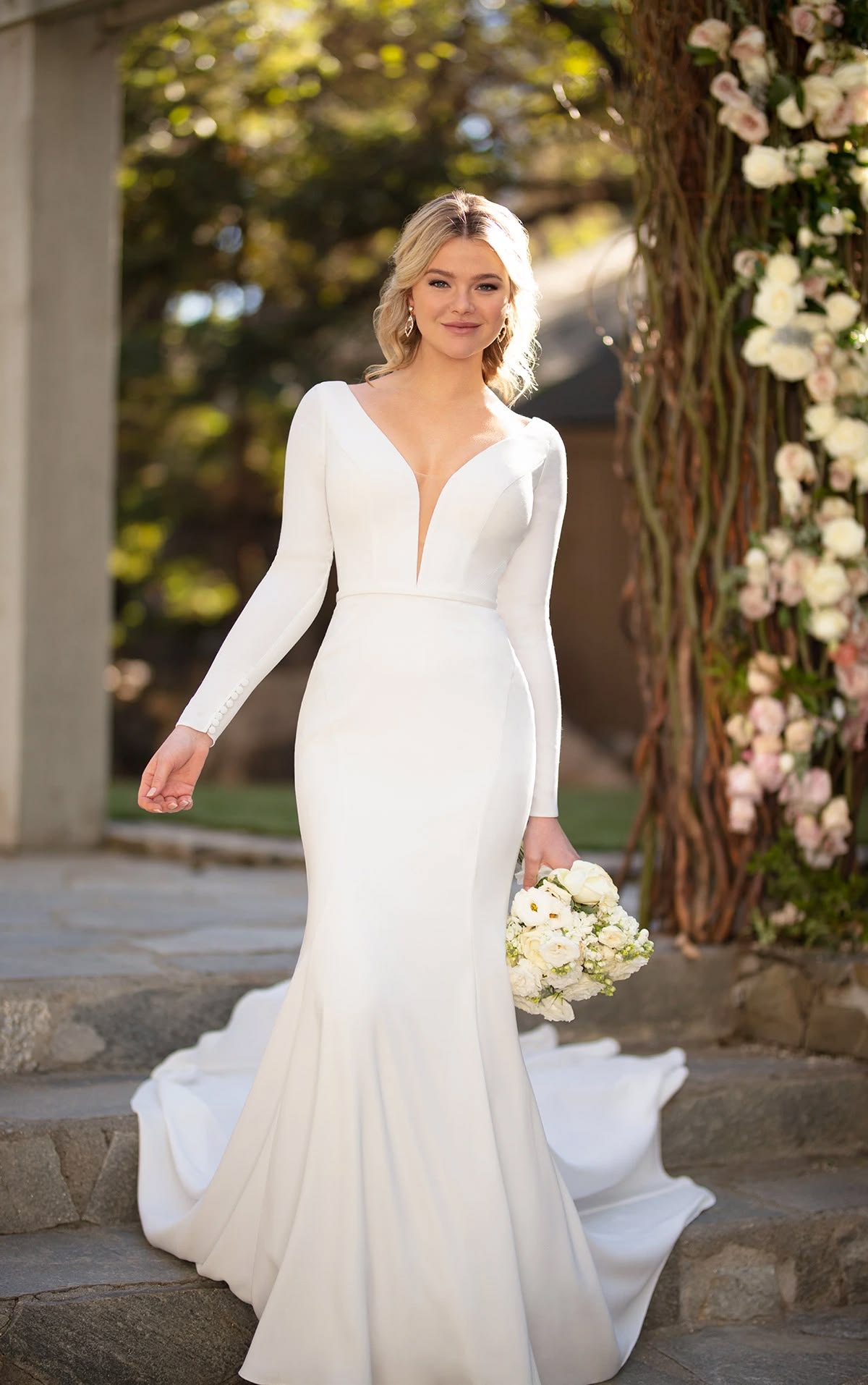 Essense of Australia D2972 Gown