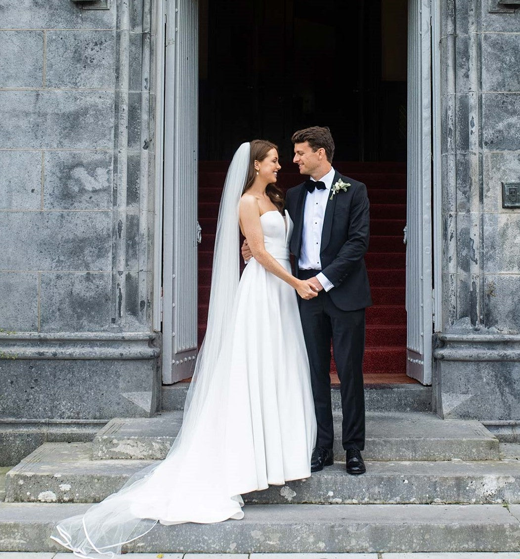 Paloma Blanca 4888 Gown