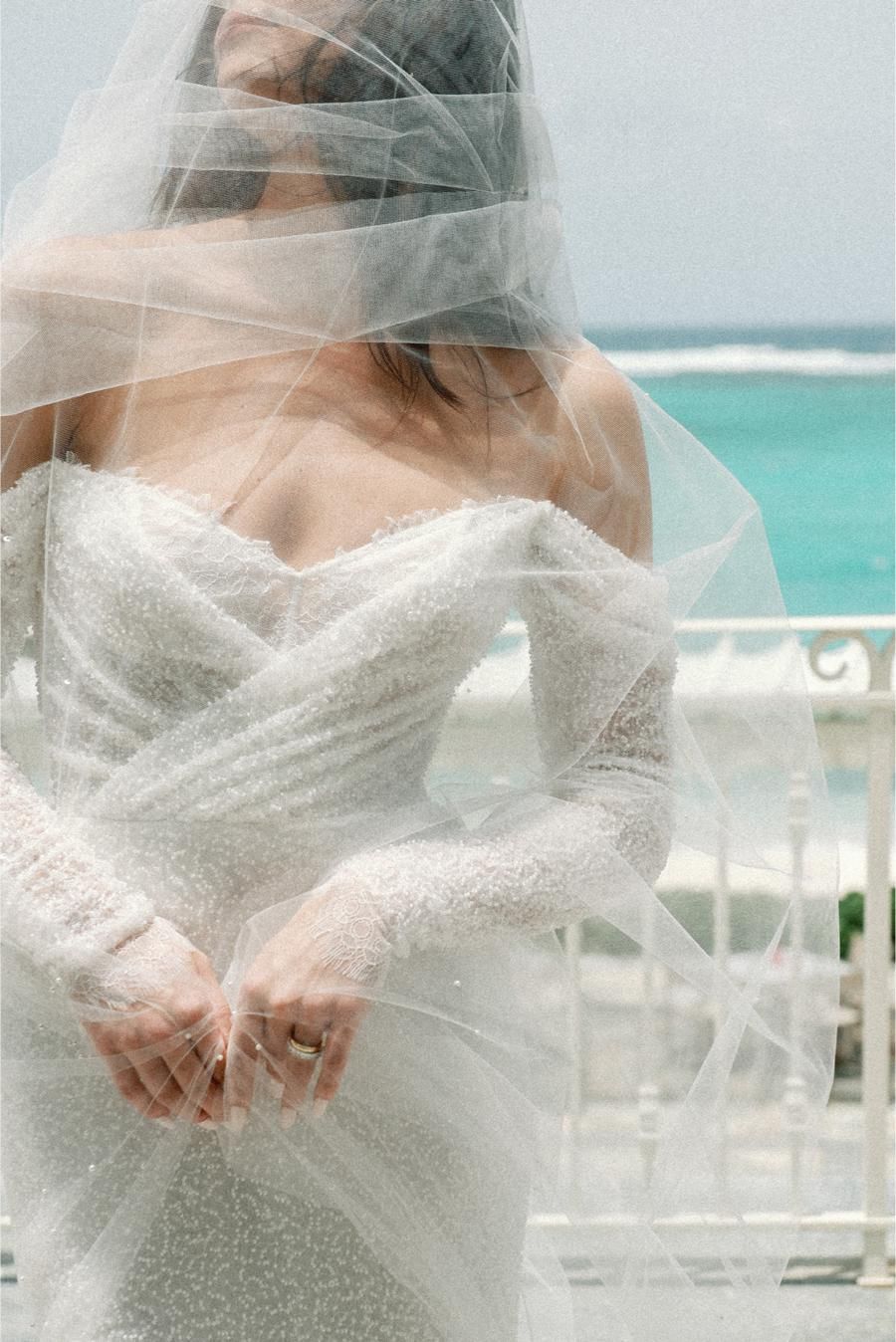 Wtoo by Watters Glimpse Gown