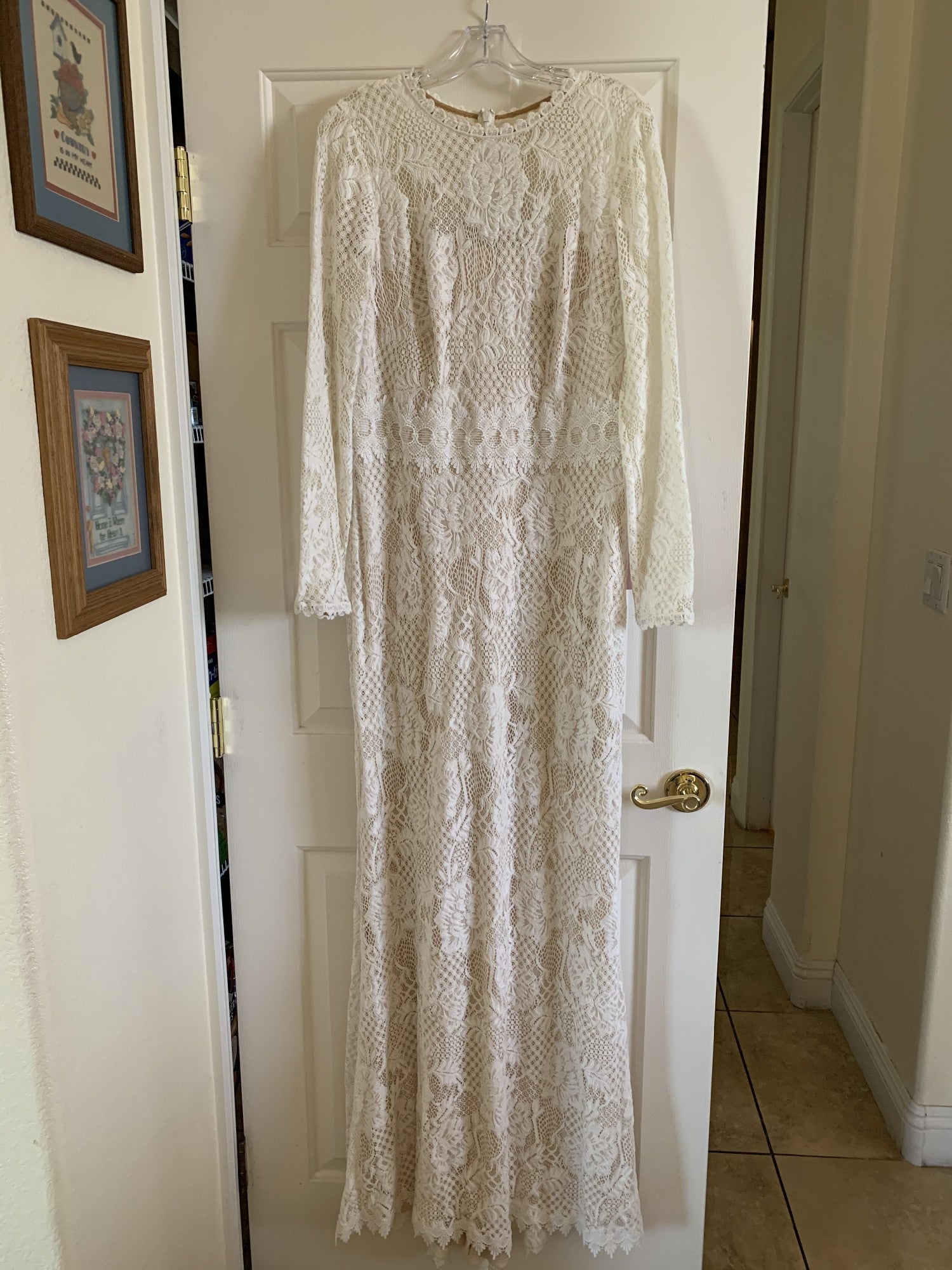 Tadashi Shoji Tenley Gown
