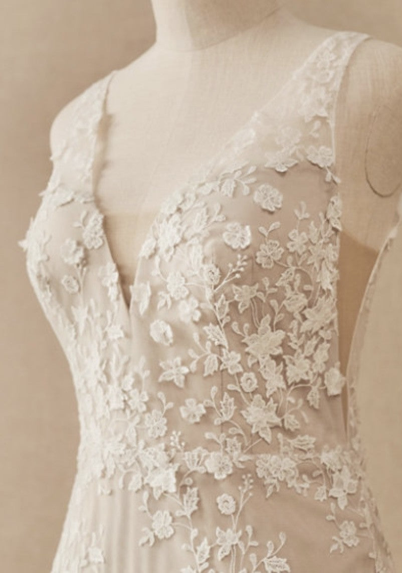 Willowby Nikola Aliyah Gown