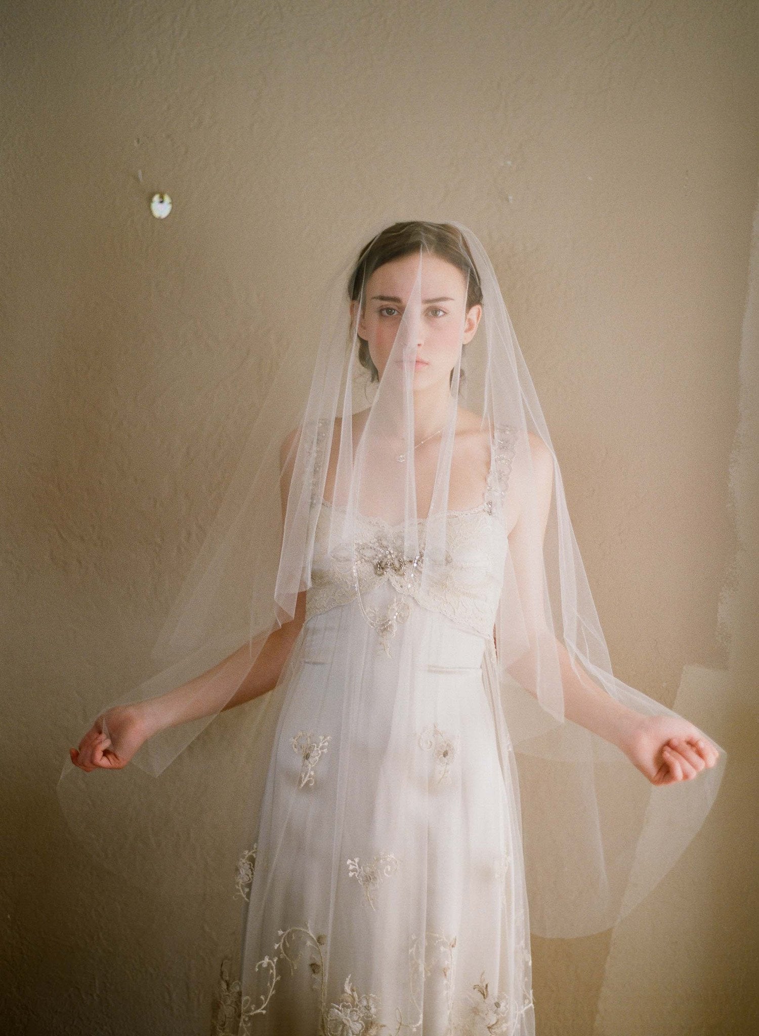 J. Crew Twigs & Honey single layer fingertip veil