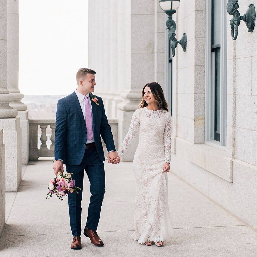 Tadashi Shoji Tenley Gown