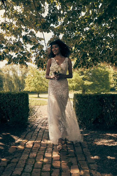 Willowby Nikola Aliyah Gown