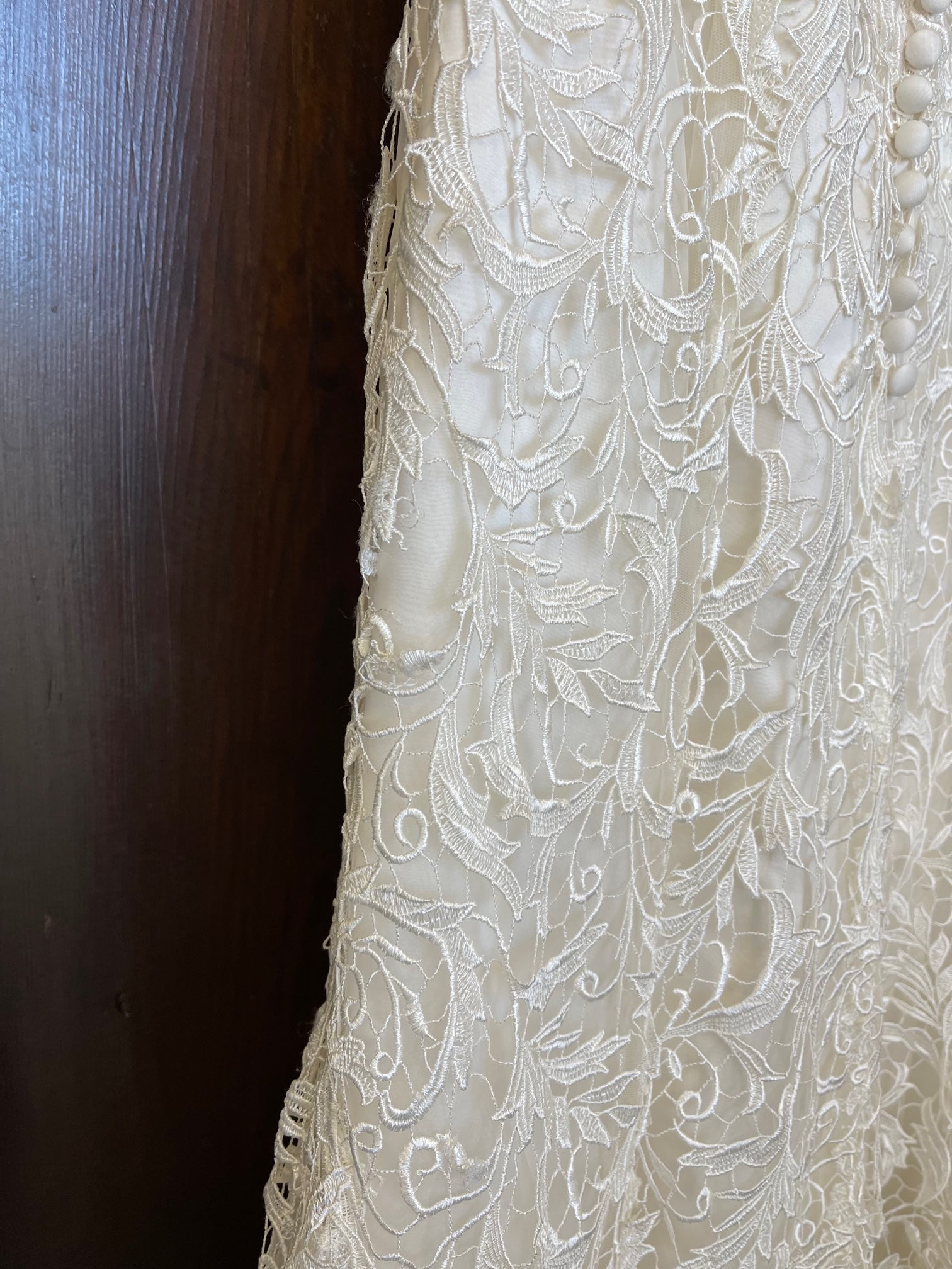 Justin Alexander - 8761 Sample Gown