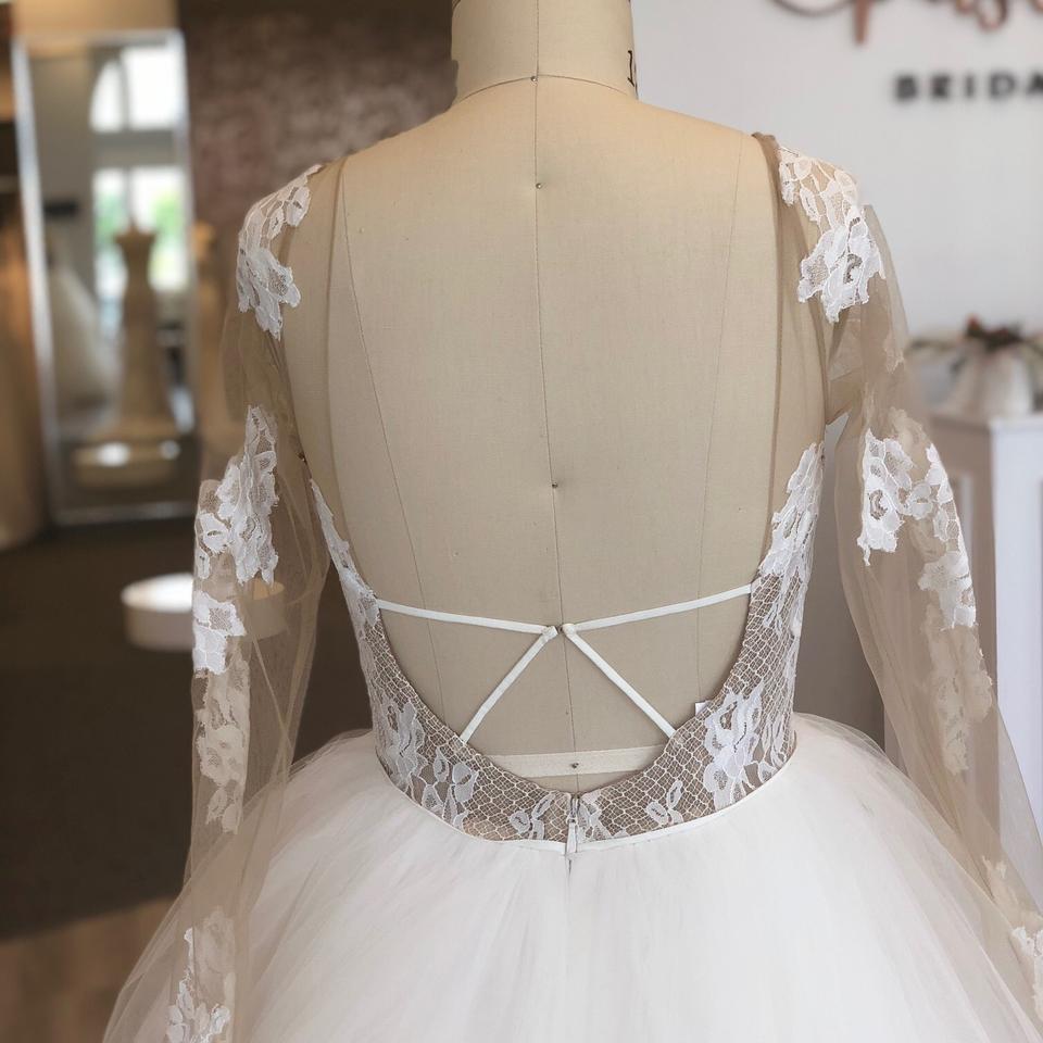 Hayley Paige - Pippa 1652 Sample Gown