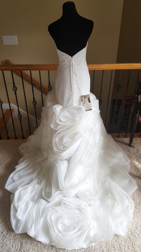 Martina Liana - 777 Sample Gown